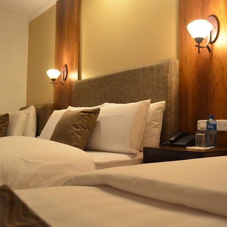 Siena Hotel Cuenca Extérieur photo
